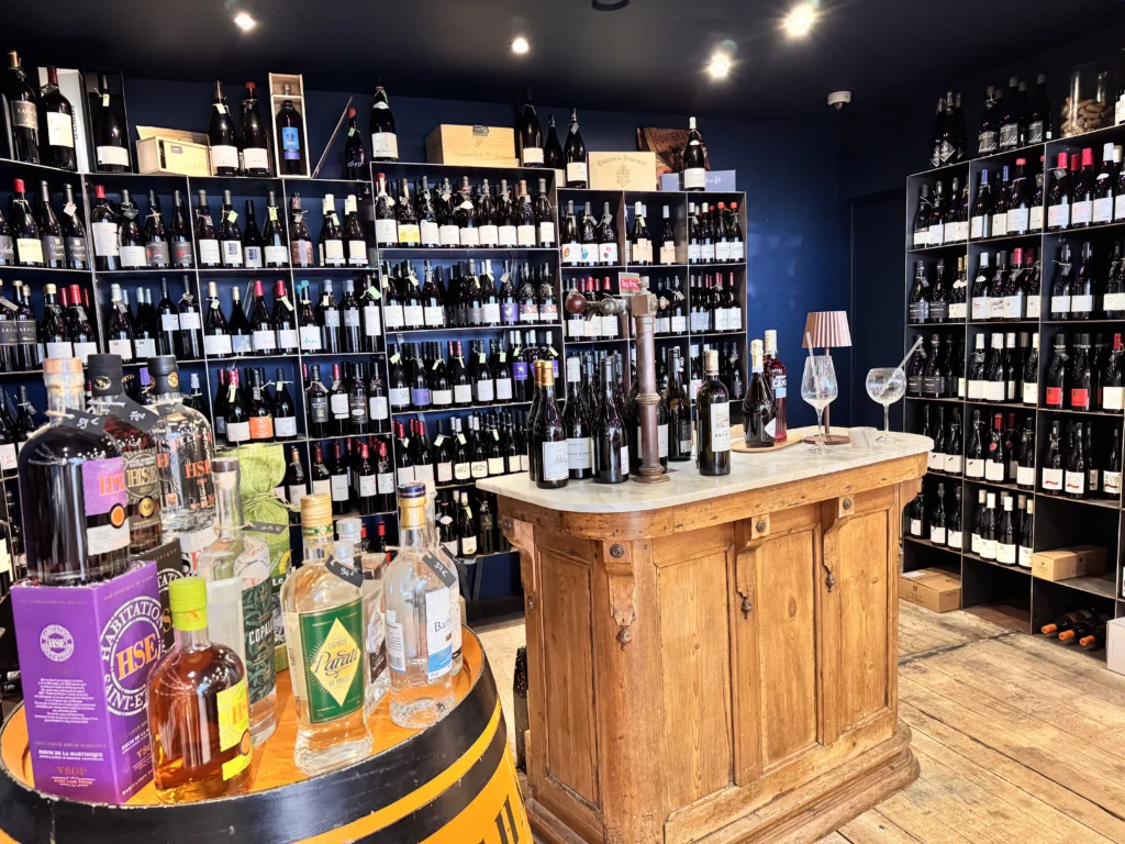 Cave à vins et spiritueux à Wimereux, sur la côte d'Opale - Champagnes, Vins, Whisky, Rhum...